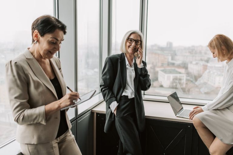 Empowering Women Entrepreneurs with AI Tools for Daily Business Success