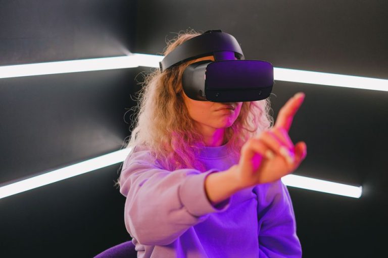 Tech Giants Launch New AI Tools to Streamline Business Operations - blog article